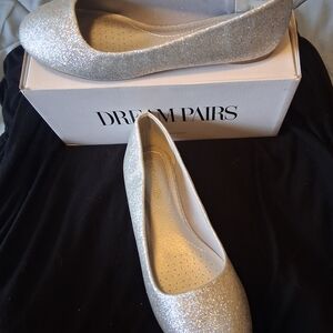 Dream Pairs Women's Glittery Silver Flats